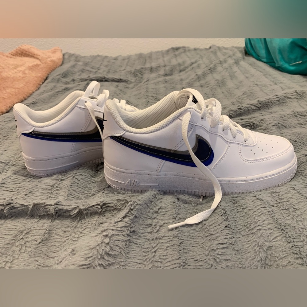 New Nike size 5.5